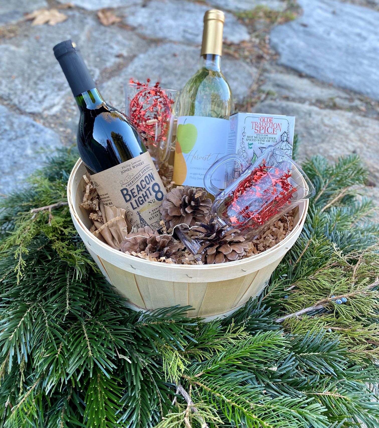 Mulled Wine Basket