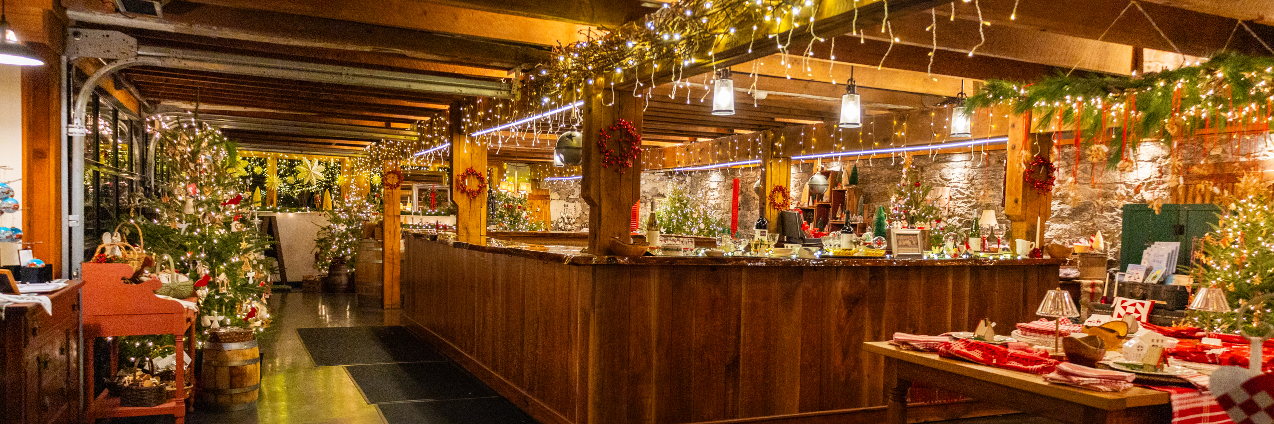 Holiday Tasting Room