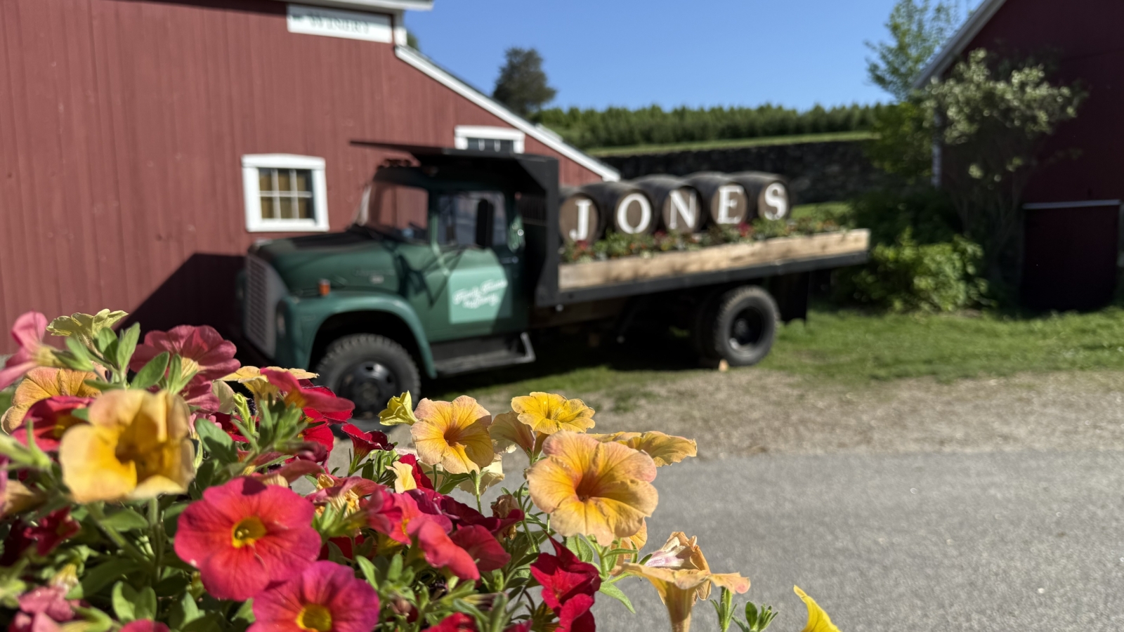 Jones Winery Barrel Truck